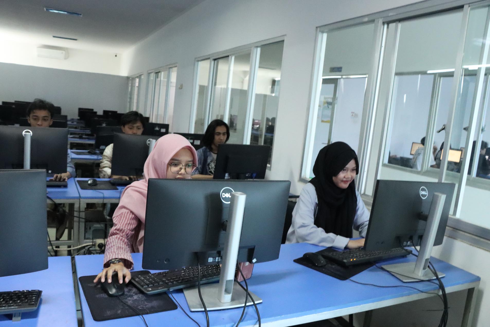 Siapa Bilang Kuliah S1 Informatika Harus Mahal Hingga Melebihi Biaya Perguruan Tinggi Negeri