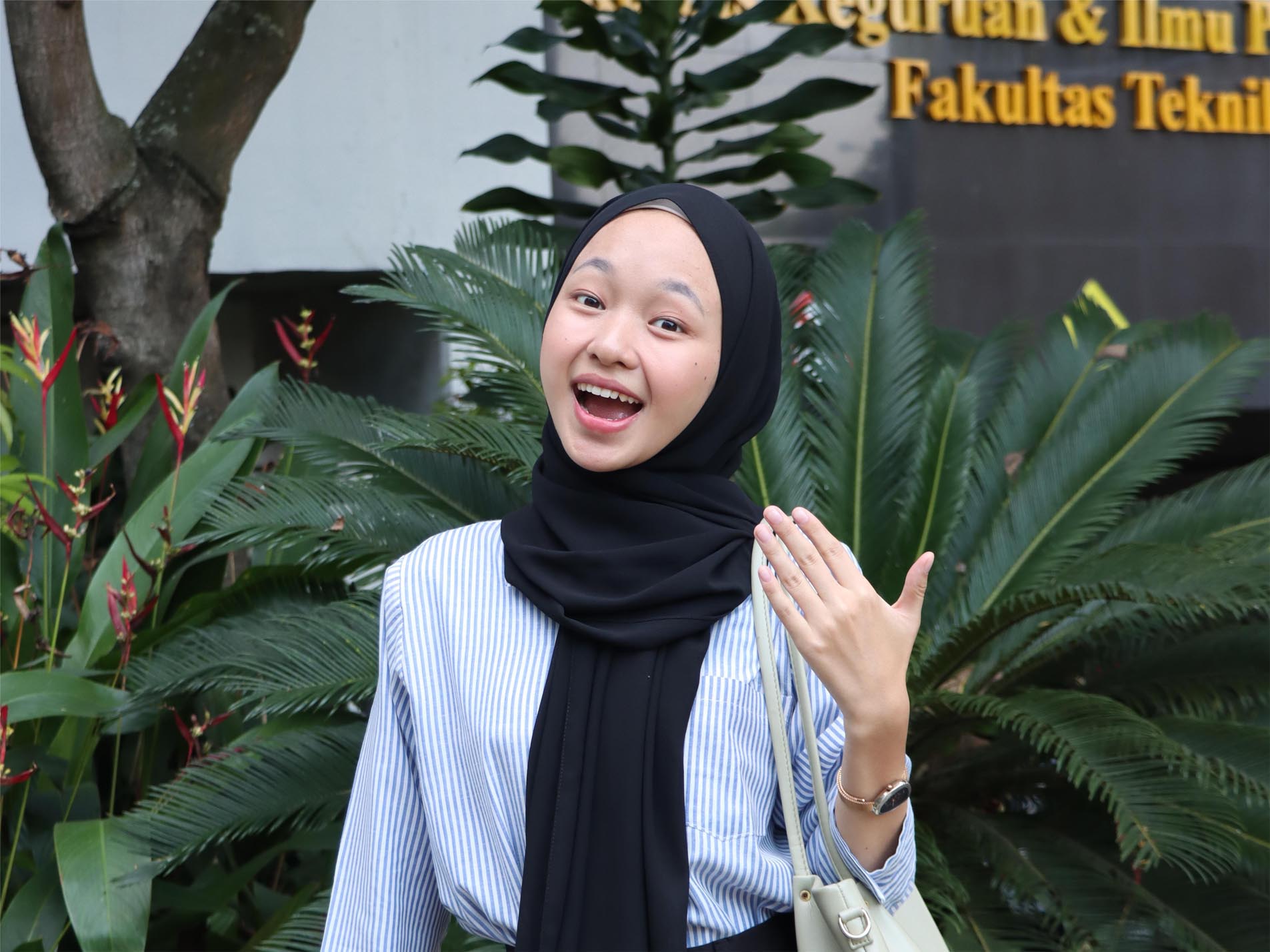 Biaya kuliah komputerisasi akuntansi d3 hanya 4,5 juta per semester tersedia universitas yang membuka kelas karyawan di bandung