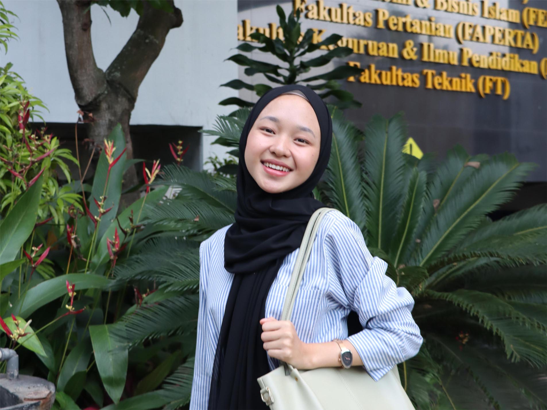 Biaya Pendidikan Kelas Reguler dan Non Reguler Per Semester Hanya 4,5 Juta Untuk Komputerisasi Akuntansi D3 Serta Daftar PTS Yang Menerima KIP Kuliah Di Bandung