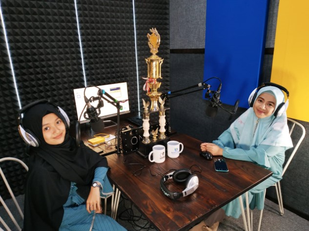 Pengalaman Seru di Klub Fotografi Santri di Boarding School Al Masoem Bandung