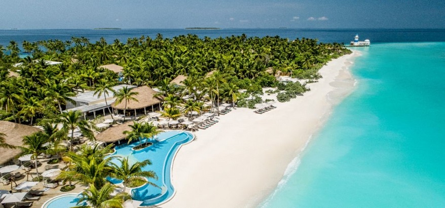 Mengagumi Keindahan Maladewa, Pesona Pulau Pasir Putih dan Air Biru
